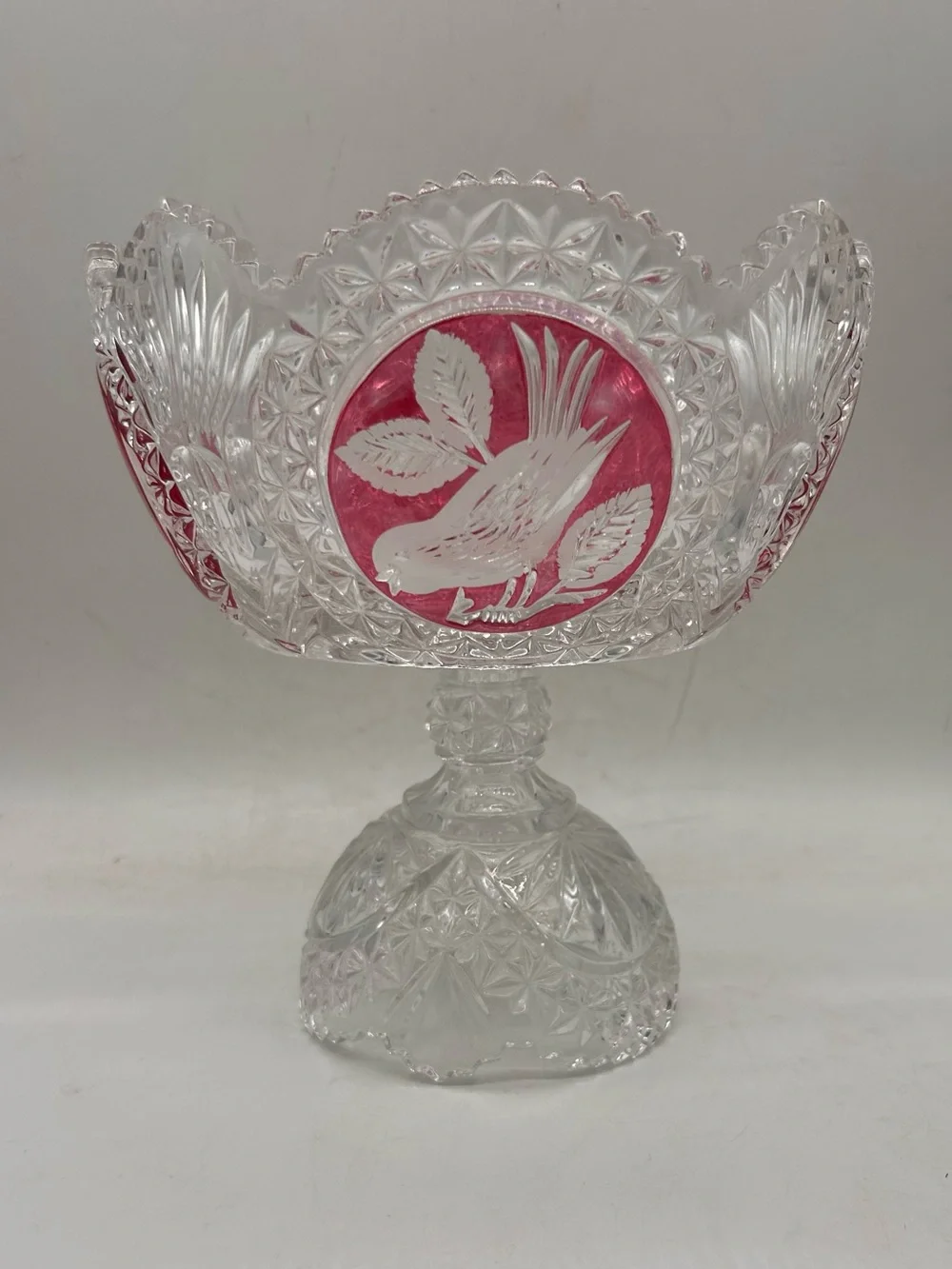 HOFBAUER Byrdes Collection, The Ruby Round Compote